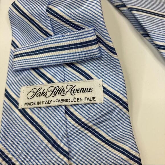 3/$30 Saks Fifth Avenue | Blue White Stripe Silk Necktie LONG - Picture 6 of 7